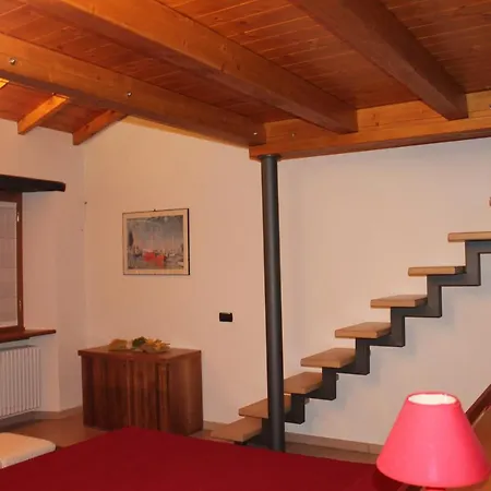 The Amazing Villa Claudia Tuscany Style Villa Lezzeno